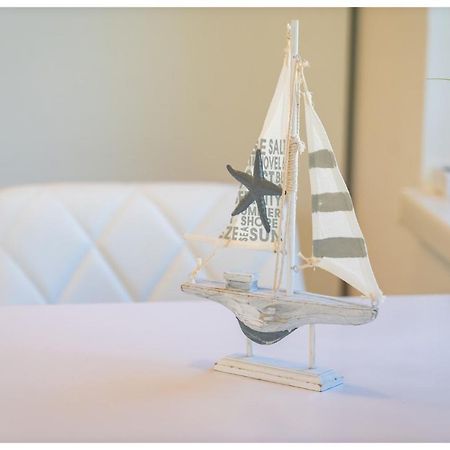 Kenese Regatta Apartman Балатонкенесе Екстериор снимка